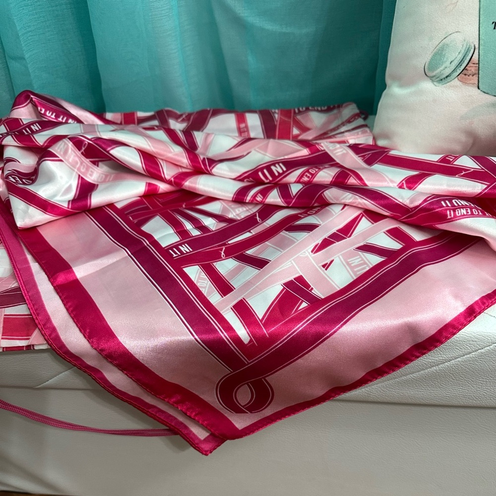 AVON Breast Cancer Crusade Drawstring Backpack and Scarf Set
